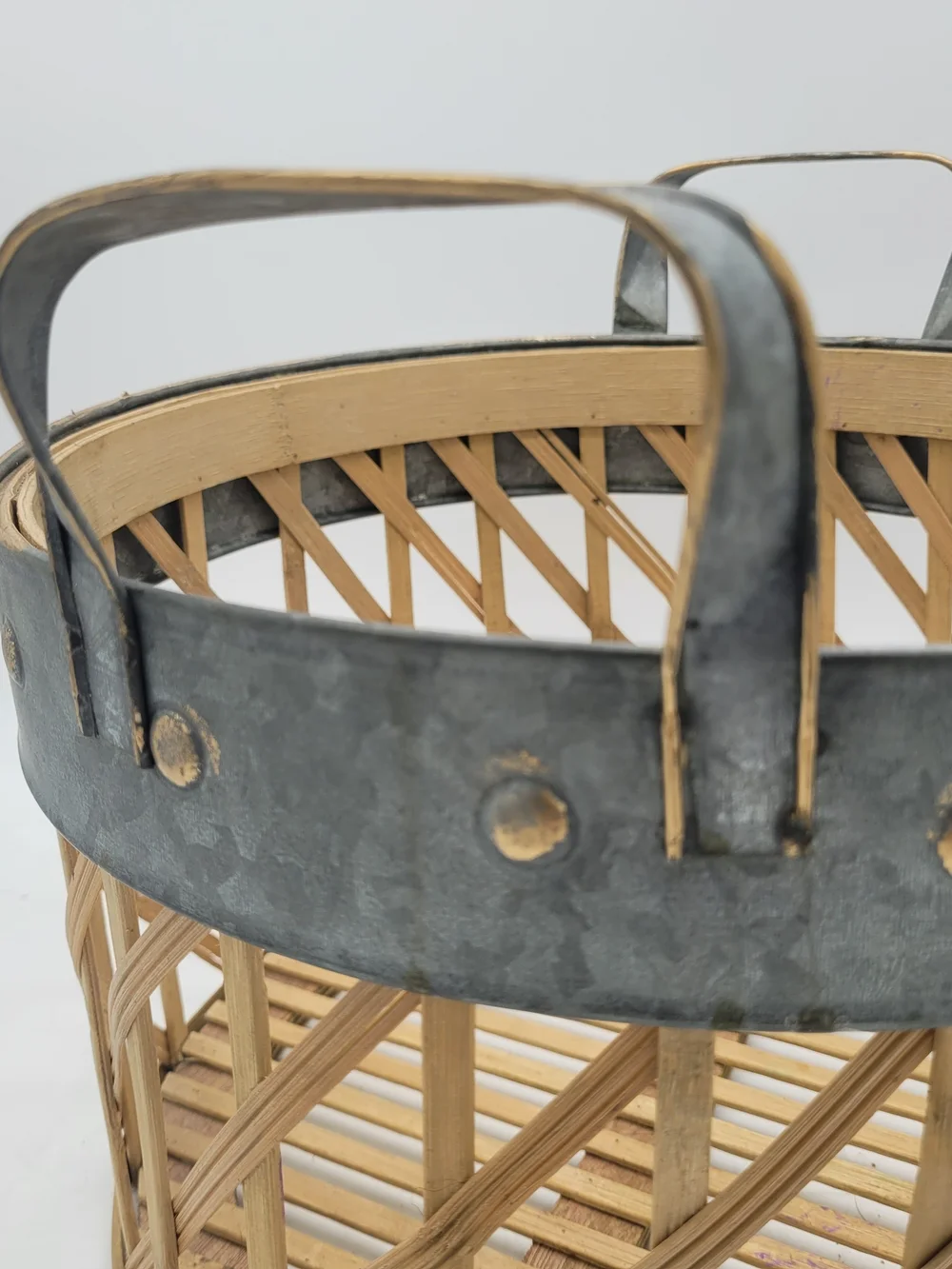 Round Woven Bamboo Basket Galvanized Metal Handles +Trim Farmhouse Style Damaged